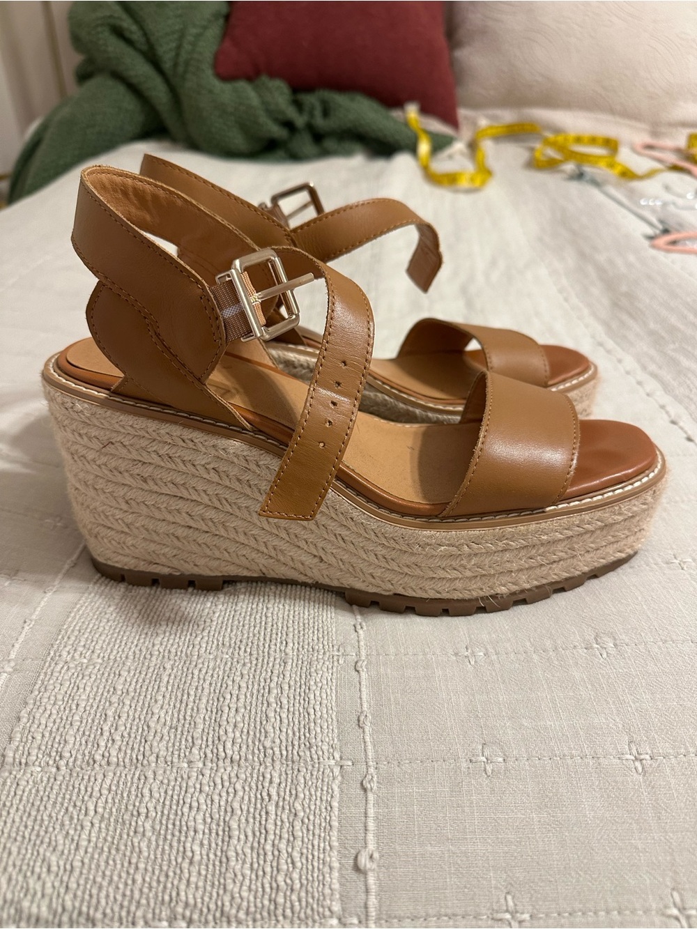 Crown Vintage Tan Platform Espadrille Sandals - Picture 2 of 7